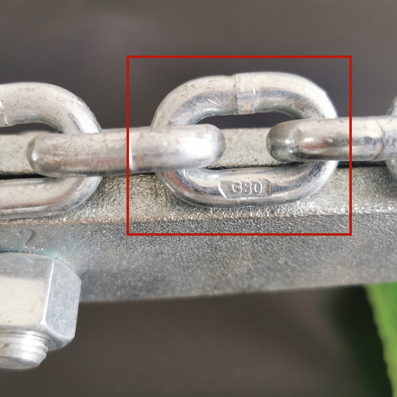 起重吊夹上的80级起重链条